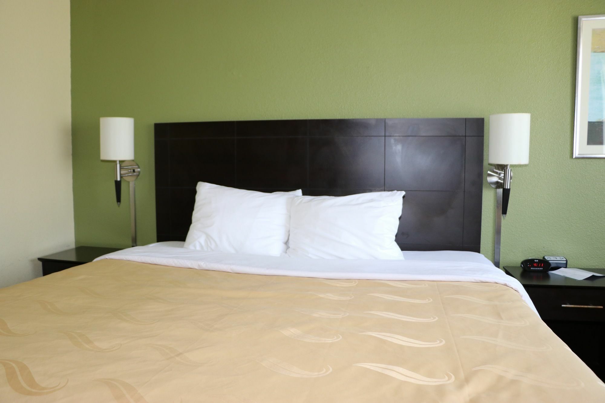 Quality Inn East Эвансвилл Экстерьер фото